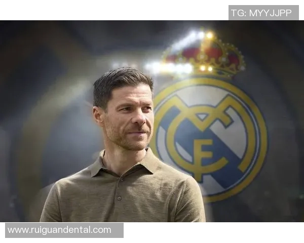 哈维阿隆索退役后转型执教皇马青年队开启新篇章